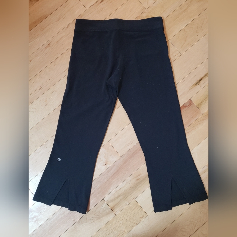 Lululemon capri pants